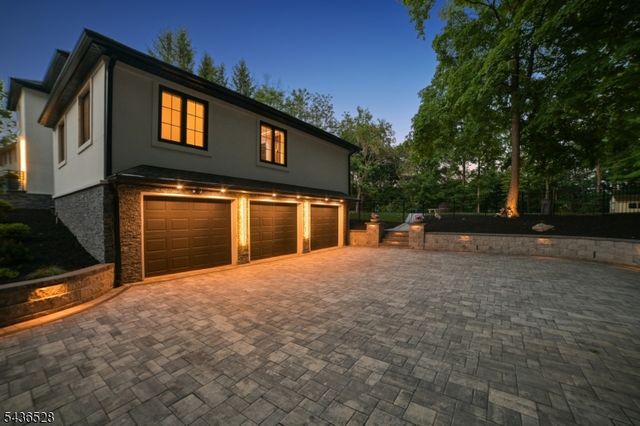 36 Ivy Pl, Wayne Twp., NJ 07470