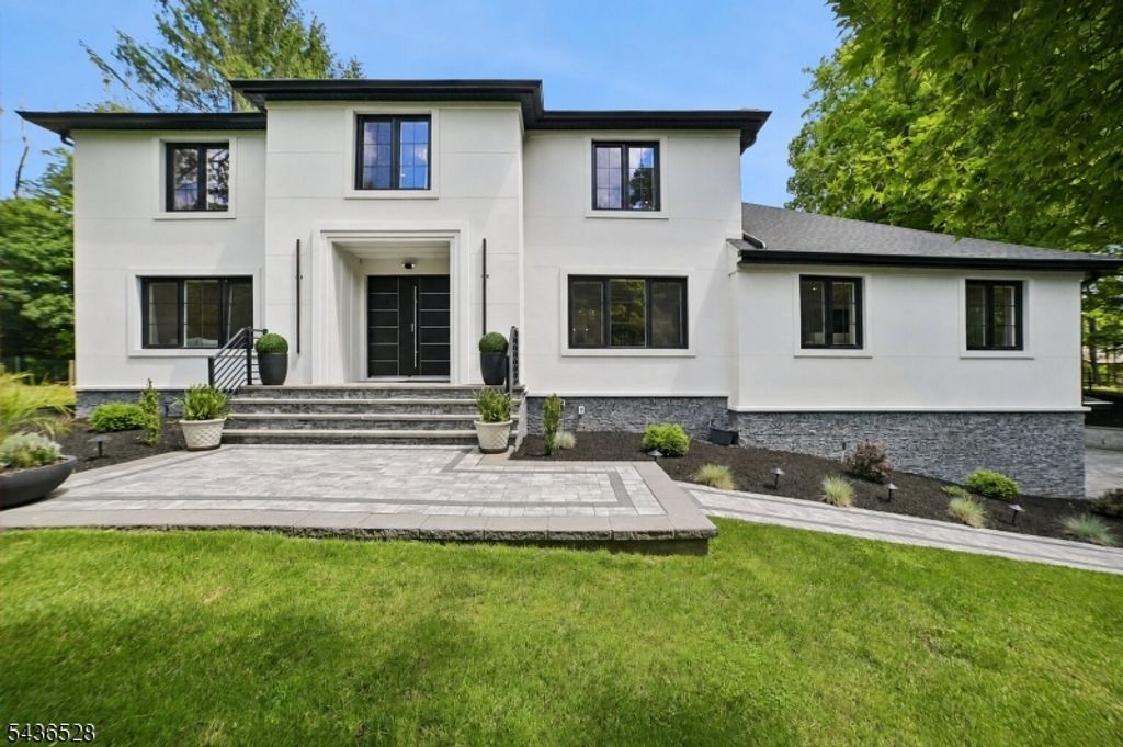 36 Ivy Pl, Wayne Twp., NJ 07470