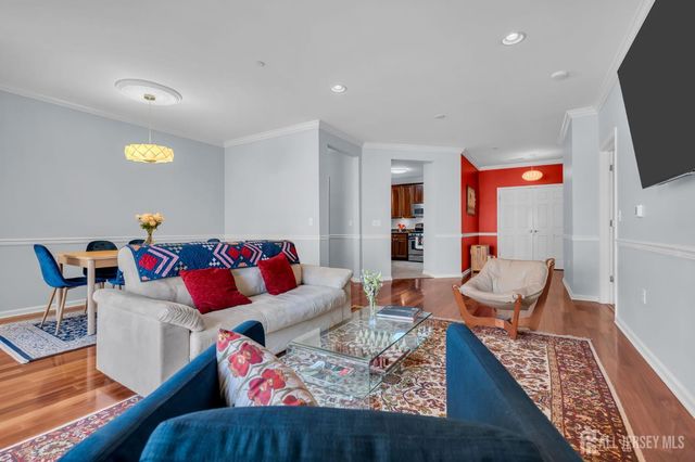 540 Cranbury Road 329, East Brunswick, NJ 08816