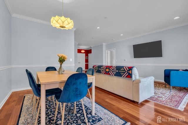 540 Cranbury Road 329, East Brunswick, NJ 08816