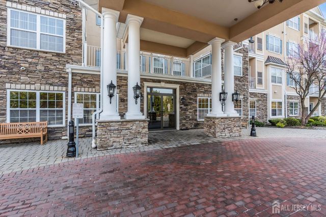 540 Cranbury Road 329, East Brunswick, NJ 08816