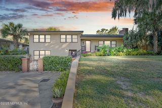 6037 WATEREDGE Drive S, Jacksonville, FL 32211