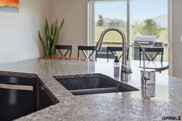 20550 SW Deer Track Circle, Martell, NE 68404