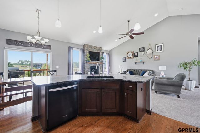 20550 SW Deer Track Circle, Martell, NE 68404