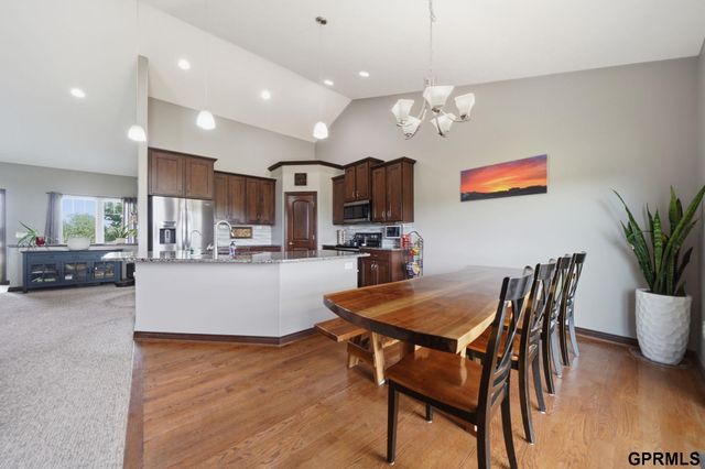 20550 SW Deer Track Circle, Martell, NE 68404