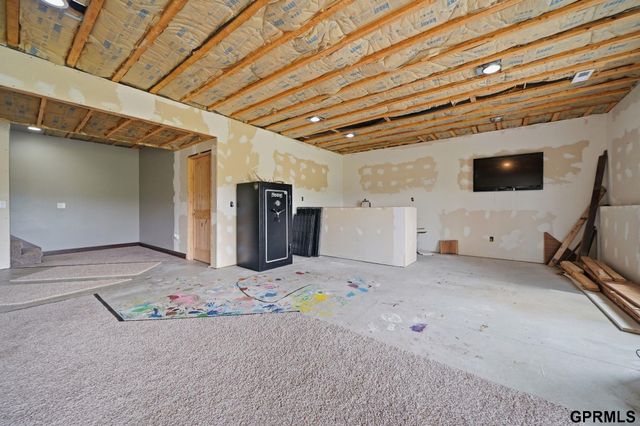 20550 SW Deer Track Circle, Martell, NE 68404