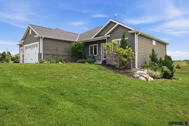 20550 SW Deer Track Circle, Martell, NE 68404