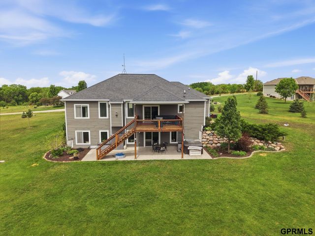 20550 SW Deer Track Circle, Martell, NE 68404