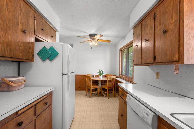 2271 335th Lane NE, Cambridge, MN 55008
