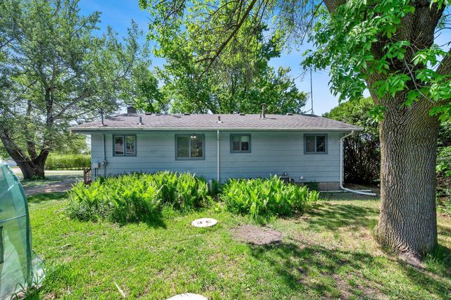 2271 335th Lane NE, Cambridge, MN 55008