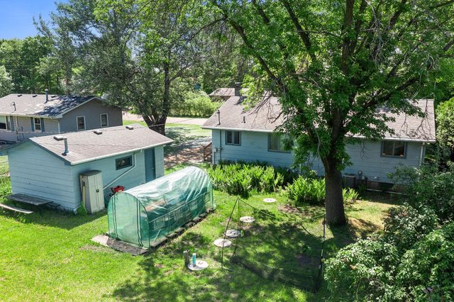 2271 335th Lane NE, Cambridge, MN 55008
