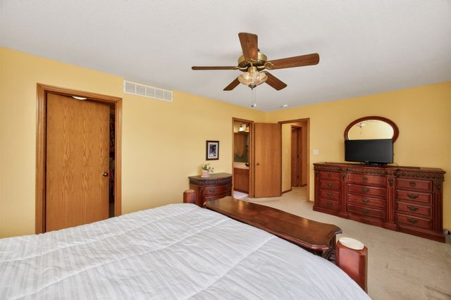 2507 E Marion Street, Des Moines, IA 50320