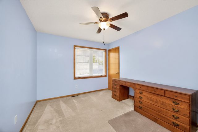 2507 E Marion Street, Des Moines, IA 50320