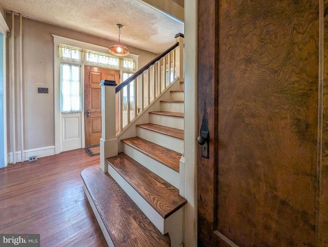 349 E MAIN ST, Lansdale, PA 19446