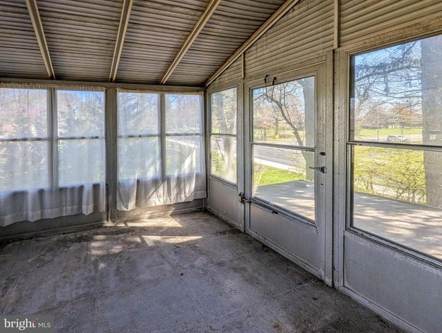 349 E MAIN ST, Lansdale, PA 19446