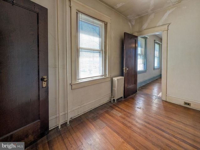 349 E MAIN ST, Lansdale, PA 19446