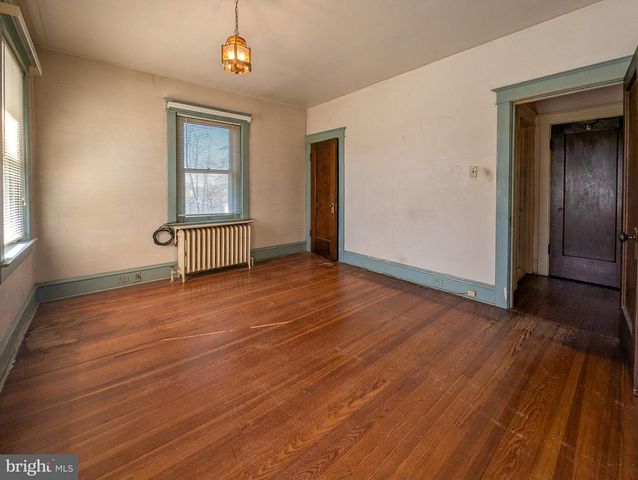 349 E MAIN ST, Lansdale, PA 19446