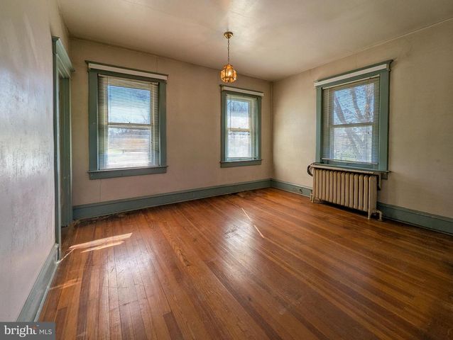 349 E MAIN ST, Lansdale, PA 19446