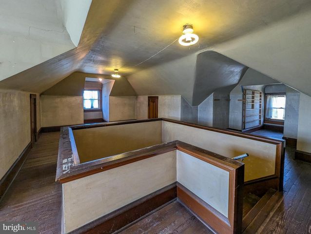 349 E MAIN ST, Lansdale, PA 19446