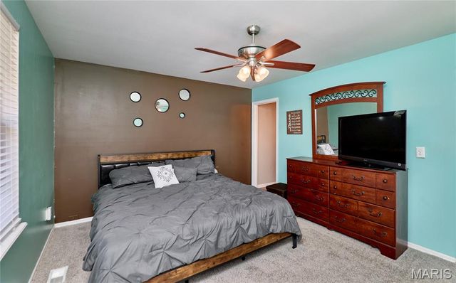 1705 Whispering Ridge Lane, St Peters, MO 63376