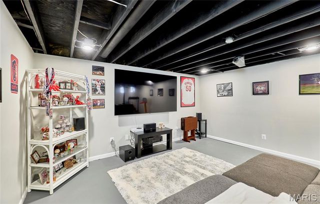 1705 Whispering Ridge Lane, St Peters, MO 63376