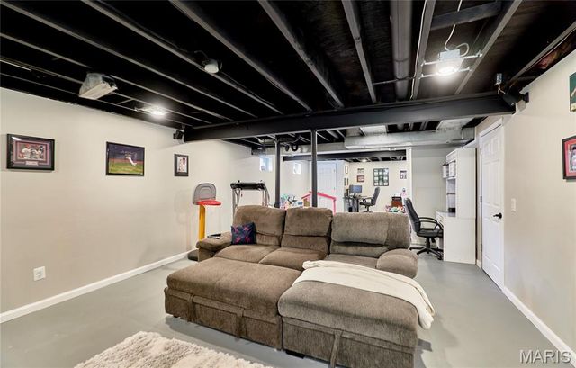 1705 Whispering Ridge Lane, St Peters, MO 63376