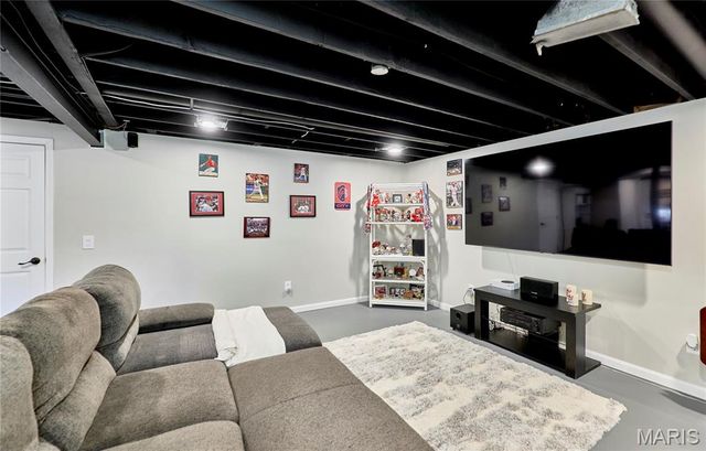 1705 Whispering Ridge Lane, St Peters, MO 63376