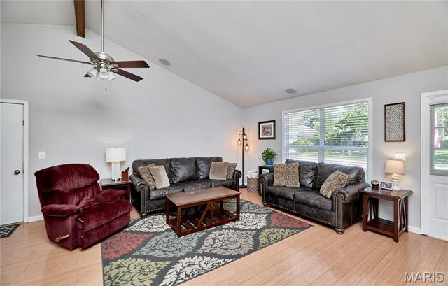 1705 Whispering Ridge Lane, St Peters, MO 63376