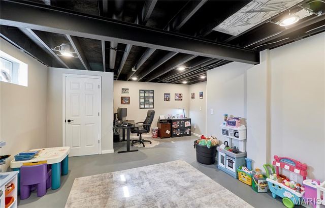 1705 Whispering Ridge Lane, St Peters, MO 63376