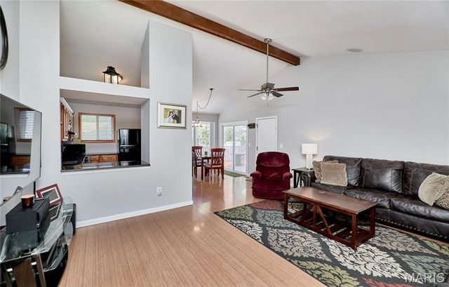 1705 Whispering Ridge Lane, St Peters, MO 63376