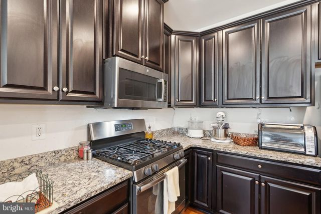 42116 PIEBALD SQ, Aldie, VA 20105