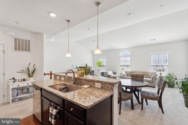 42116 PIEBALD SQ, Aldie, VA 20105