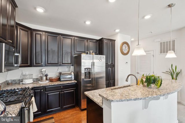 42116 PIEBALD SQ, Aldie, VA 20105