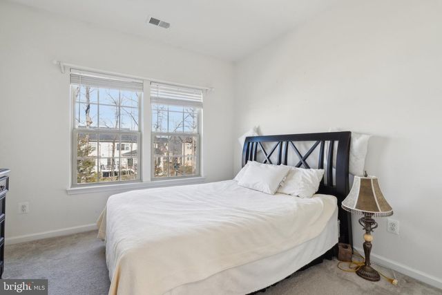 42116 PIEBALD SQ, Aldie, VA 20105