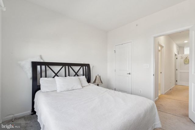 42116 PIEBALD SQ, Aldie, VA 20105