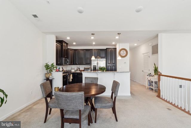 42116 PIEBALD SQ, Aldie, VA 20105