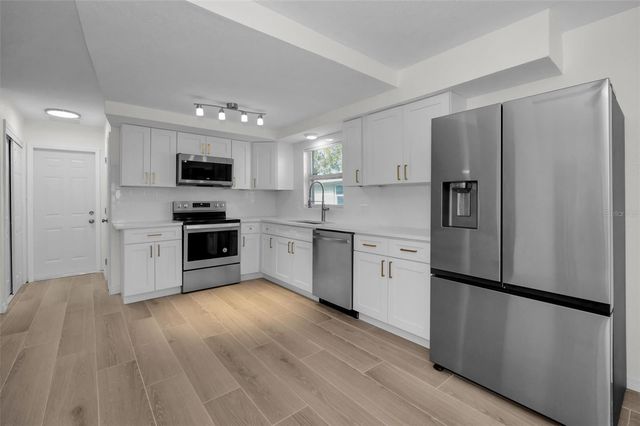 13930 SOMMERS AVENUE, Hudson, FL 34667