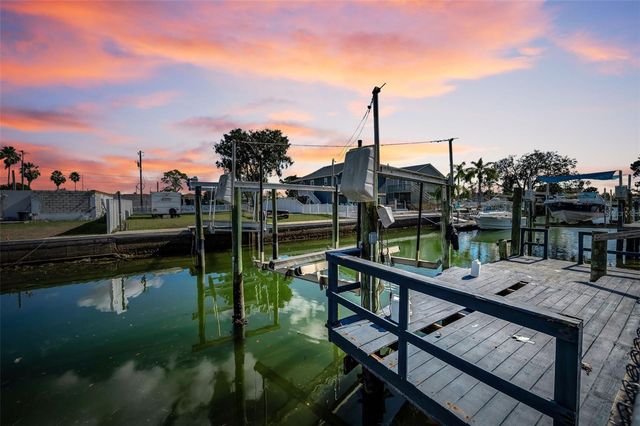 13930 SOMMERS AVENUE, Hudson, FL 34667