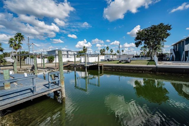 13930 SOMMERS AVENUE, Hudson, FL 34667