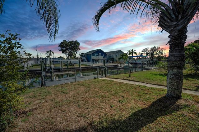 13930 SOMMERS AVENUE, Hudson, FL 34667