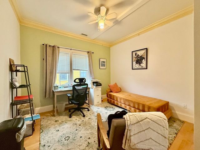 381 Huron Ave A, Cambridge, MA 02138