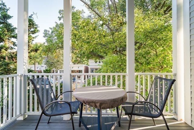 381 Huron Ave A, Cambridge, MA 02138