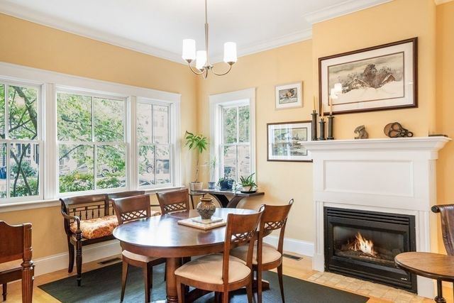 381 Huron Ave A, Cambridge, MA 02138