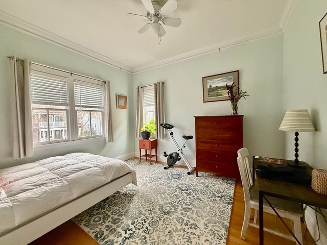 381 Huron Ave A, Cambridge, MA 02138