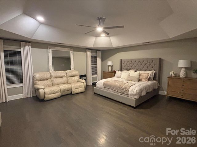 3928 Widgeon Way, Waxhaw, NC 28173