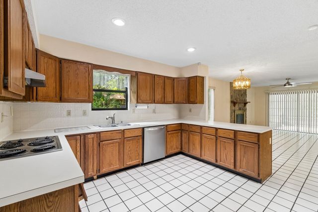 4221 Wicks Branch, St Augustine, FL 32086