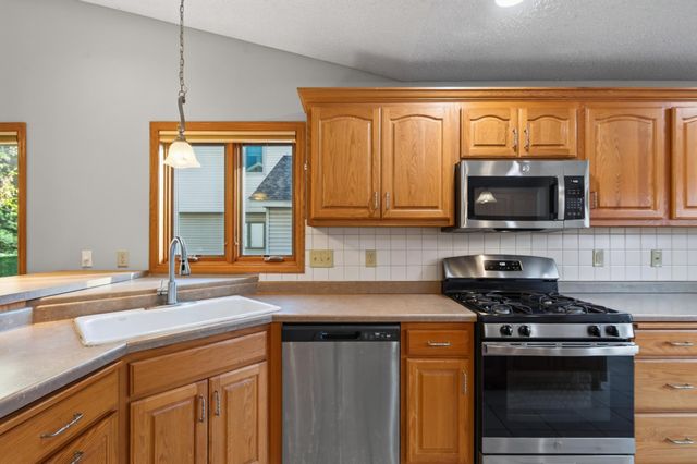 3032 Walter Street, Maplewood, MN 55109