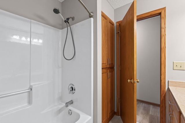 3032 Walter Street, Maplewood, MN 55109