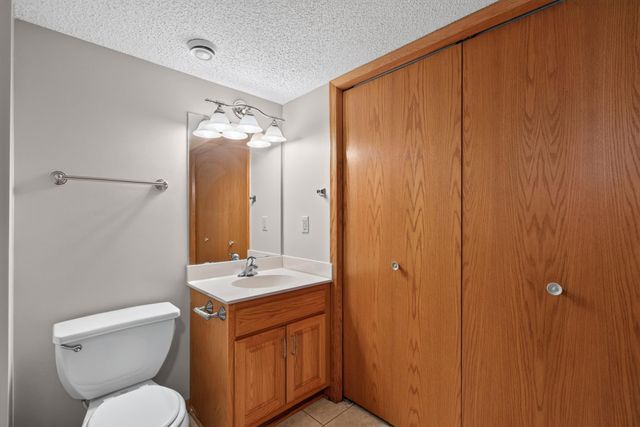 3032 Walter Street, Maplewood, MN 55109