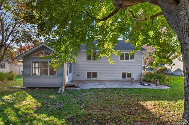 3032 Walter Street, Maplewood, MN 55109